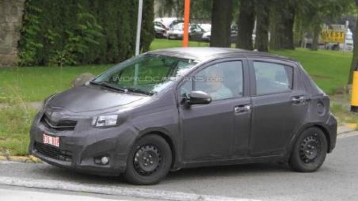 Toyota Yaris 2012, în primele fotografii spion