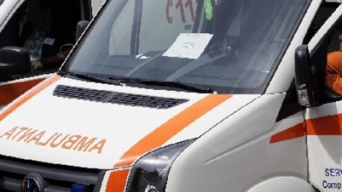 Grav accident rutier pe DN7, soldat cu doi morţi şi un rănit grav