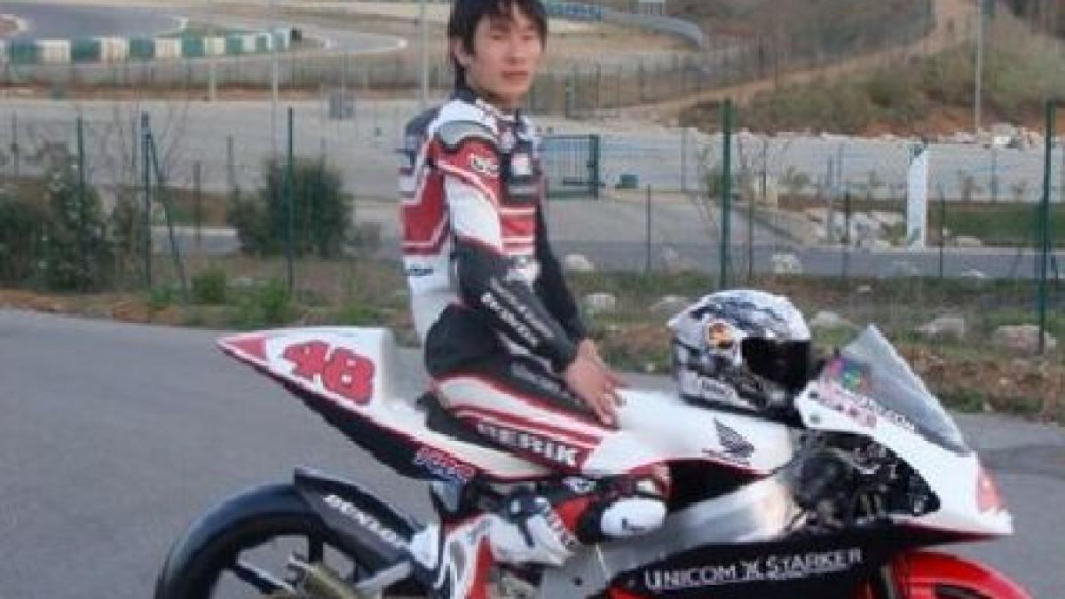 Pilotul japonez Shoya Tomizawa a murit la 19 ani, după un grav accident la San Marino GP (VIDEO)