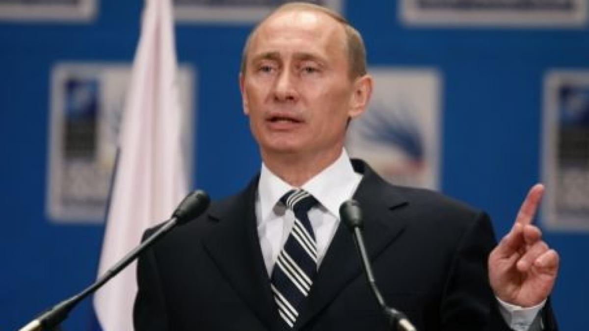 Putin face aluzii la mandatele lui Roosevelt, referindu-se la o posibilă candidatură în 2012