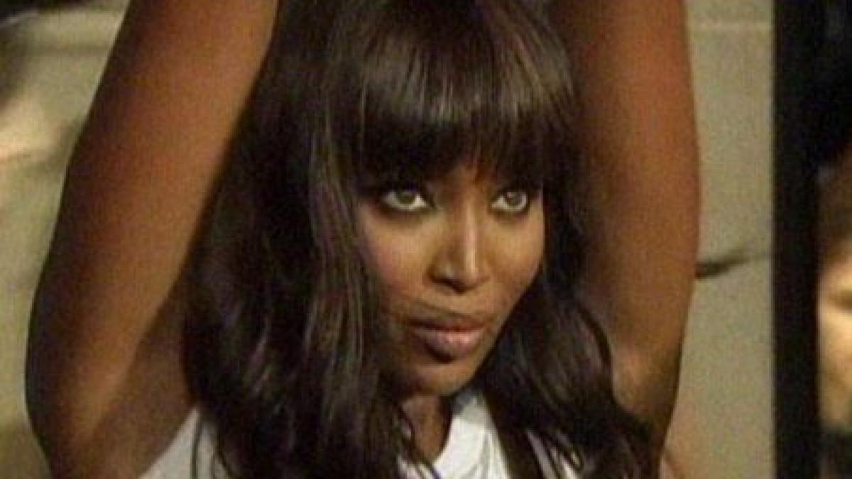 Naomi Campbell a sărbătorit 25 de ani de carieră - VIDEO