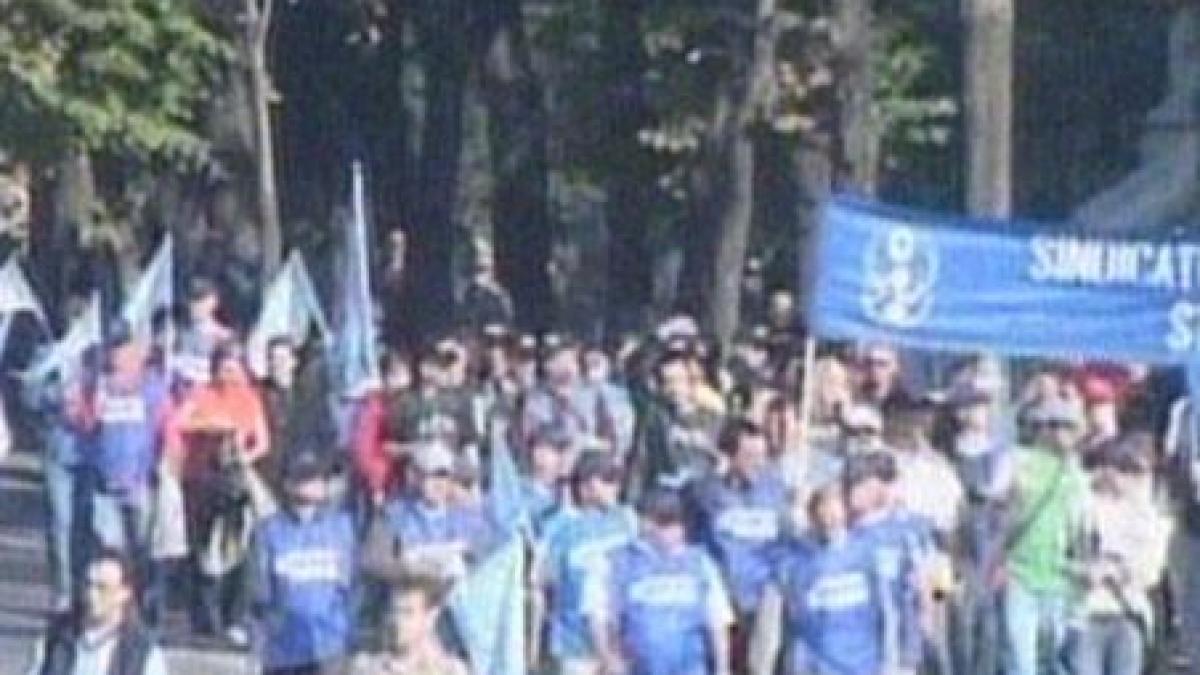 Proteste de amploare la sfârşitul lunii. Peste 70.000 de oameni sunt aşteptaţi să iasă în stradă (VIDEO)