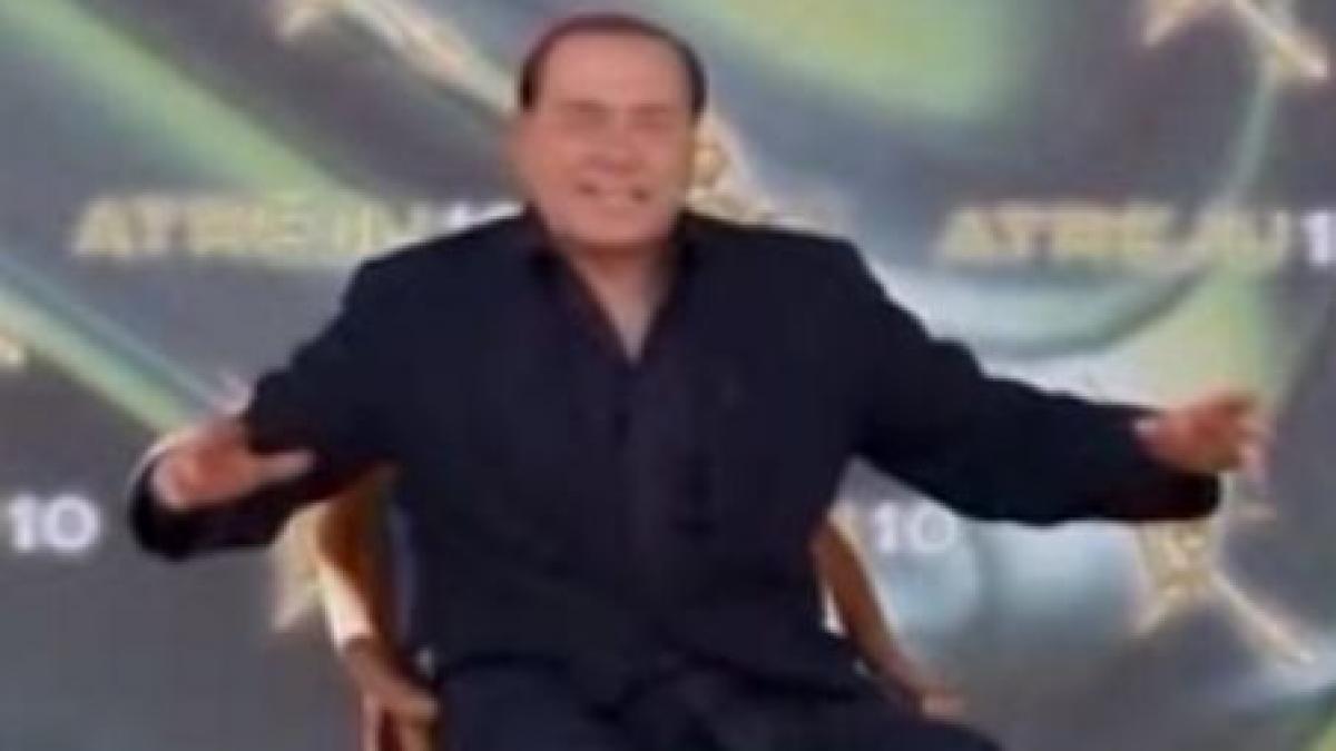 Berlusconi o comite din nou: A spus o glumă cu Hitler la un eveniment oficial (VIDEO)