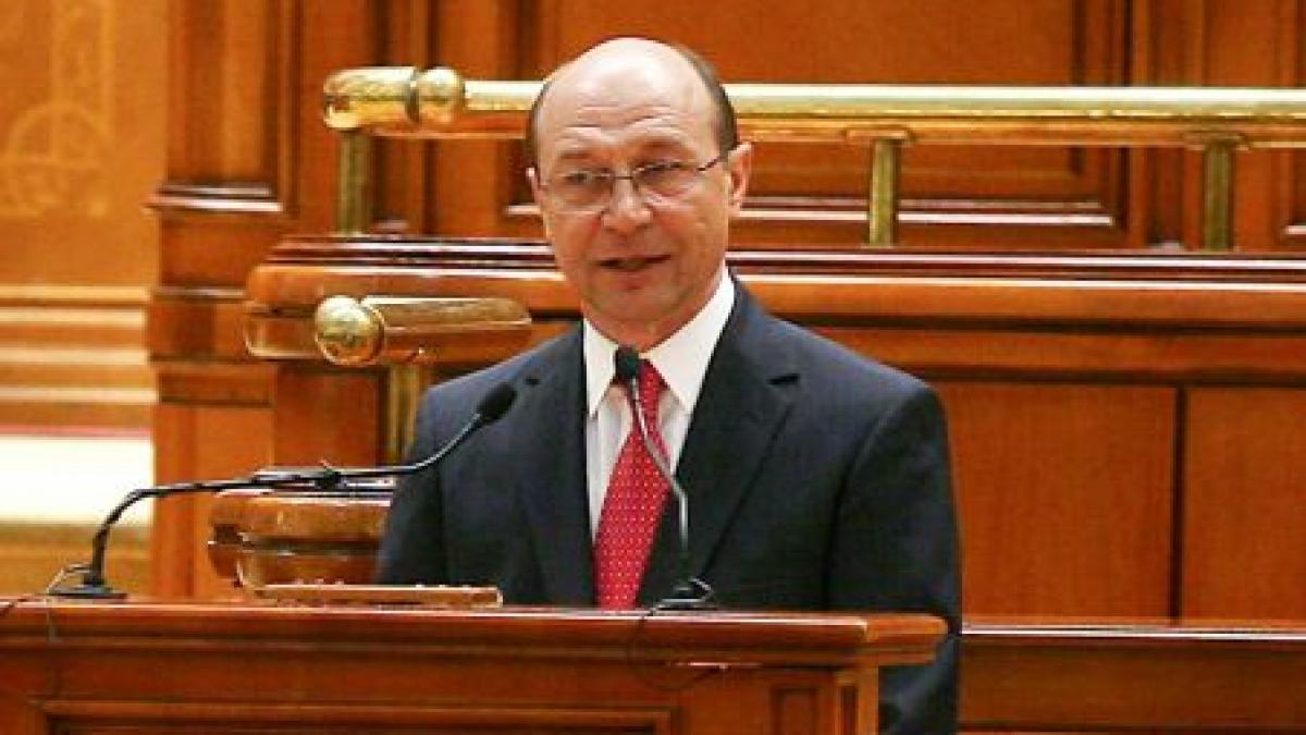 Băsescu: În 2011 vom semna un nou acord cu FMI. Românii sunt, pe bună dreptate, revoltaţi pentru că au fost minţiţi (VIDEO)