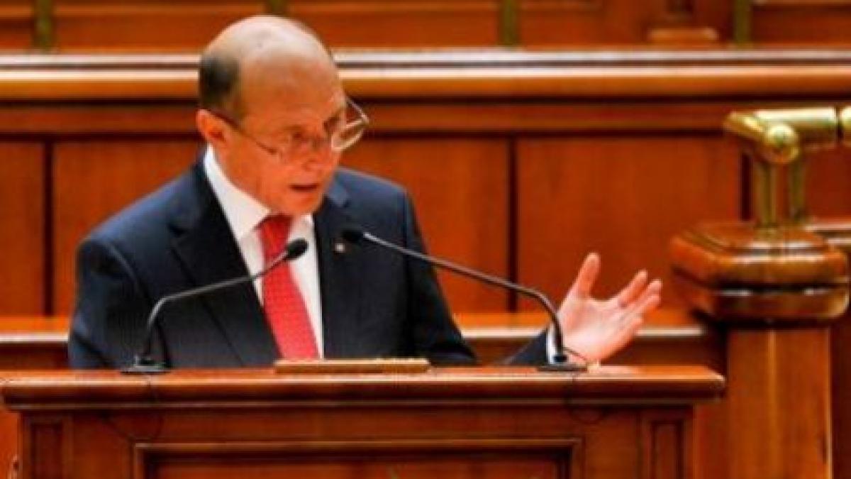 Traian Băsescu vine în Parlament pentru a vorbi despre probleme actuale de politică internă
