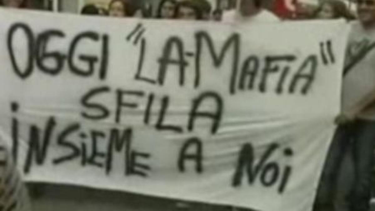 Demonstraţie anti-mafie, în Italia: Mii de oameni au ieşit în stradă (VIDEO)