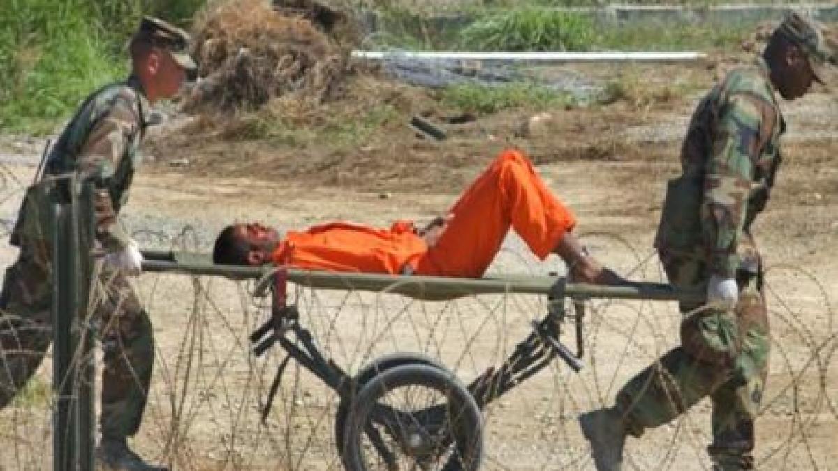 Un fost deţinut de la Guantanamo cere, în premieră, despăgubiri Statelor Unite