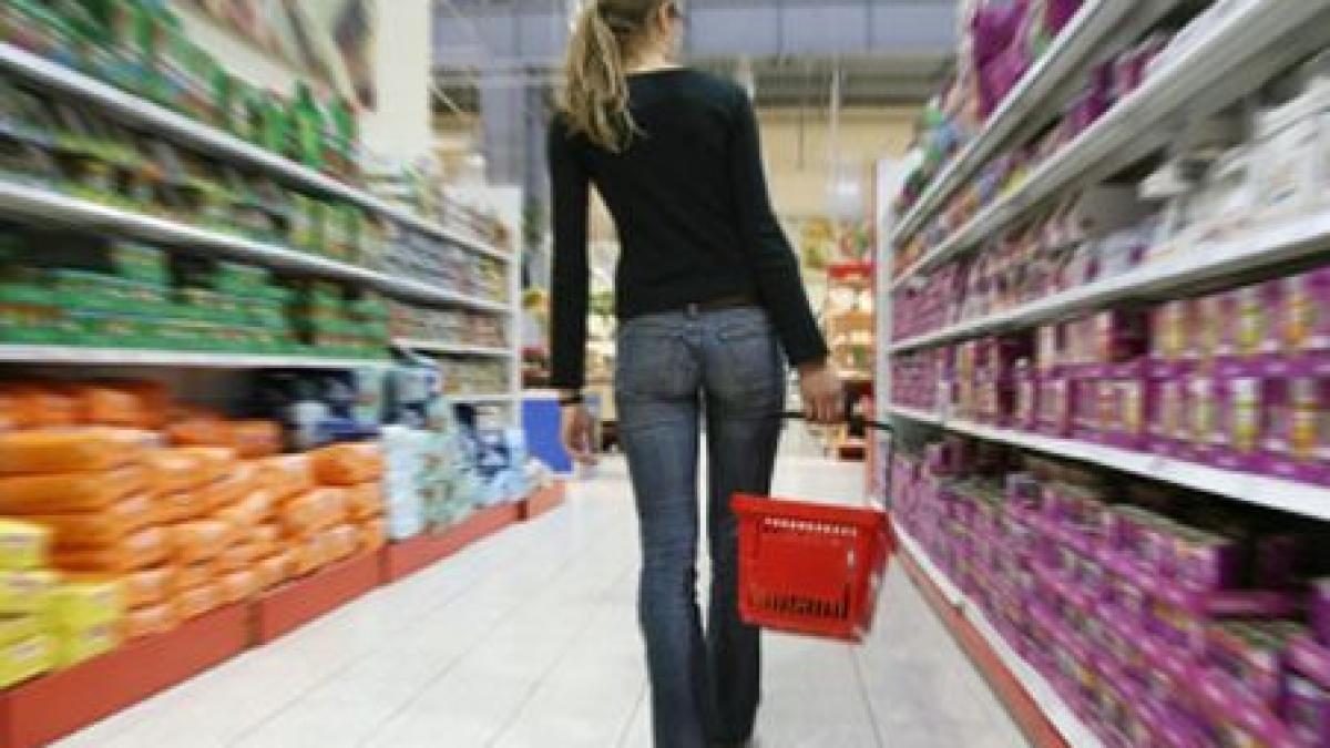 Românii consumă alimente de proastă calitate din cauza lipsurilor financiare


