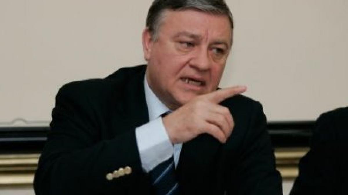 Mircea Sandu, despre fraţii Becali: Să plece ei, să nu mai latre pe margine