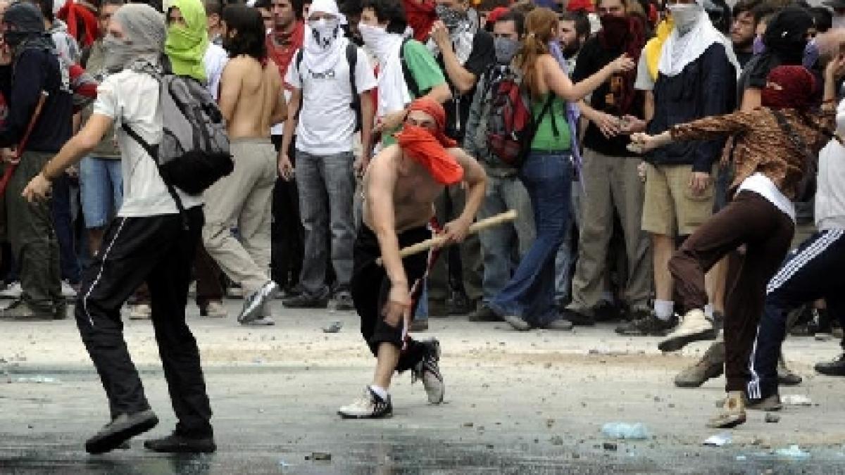 Argentina. Mai mulţi studenţi au fost răniţi de poliţişti, în urma unui protest