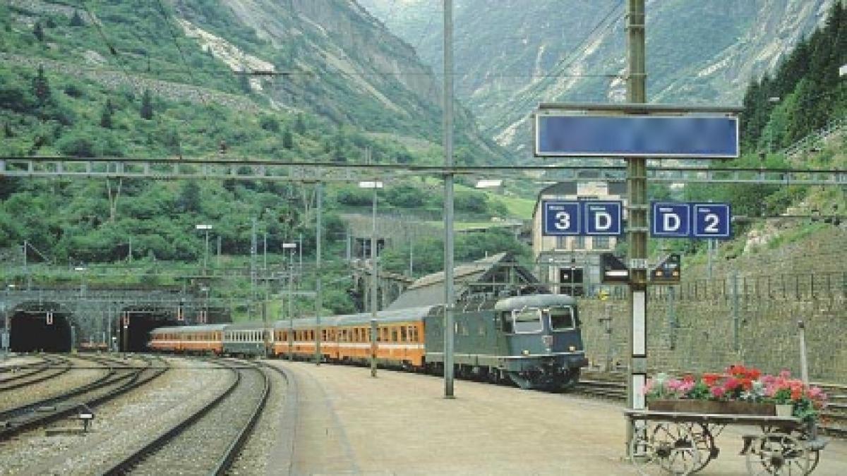 Gotthard, cel mai lung tunel feroviar din lume, a fost finalizat