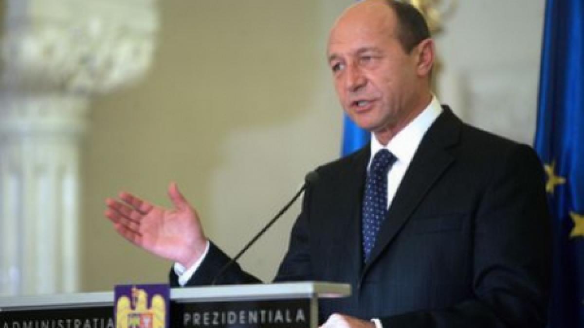 Traian Băsescu a chemat mai mulţi miniştri la discuţii, la Cotroceni