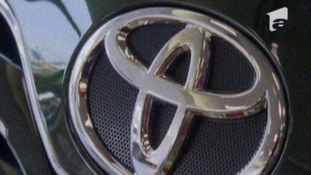 Toyota recheamă 1,5 milioane de maşini pentru probleme la sistemul de frânare şi la pompa de combustibil