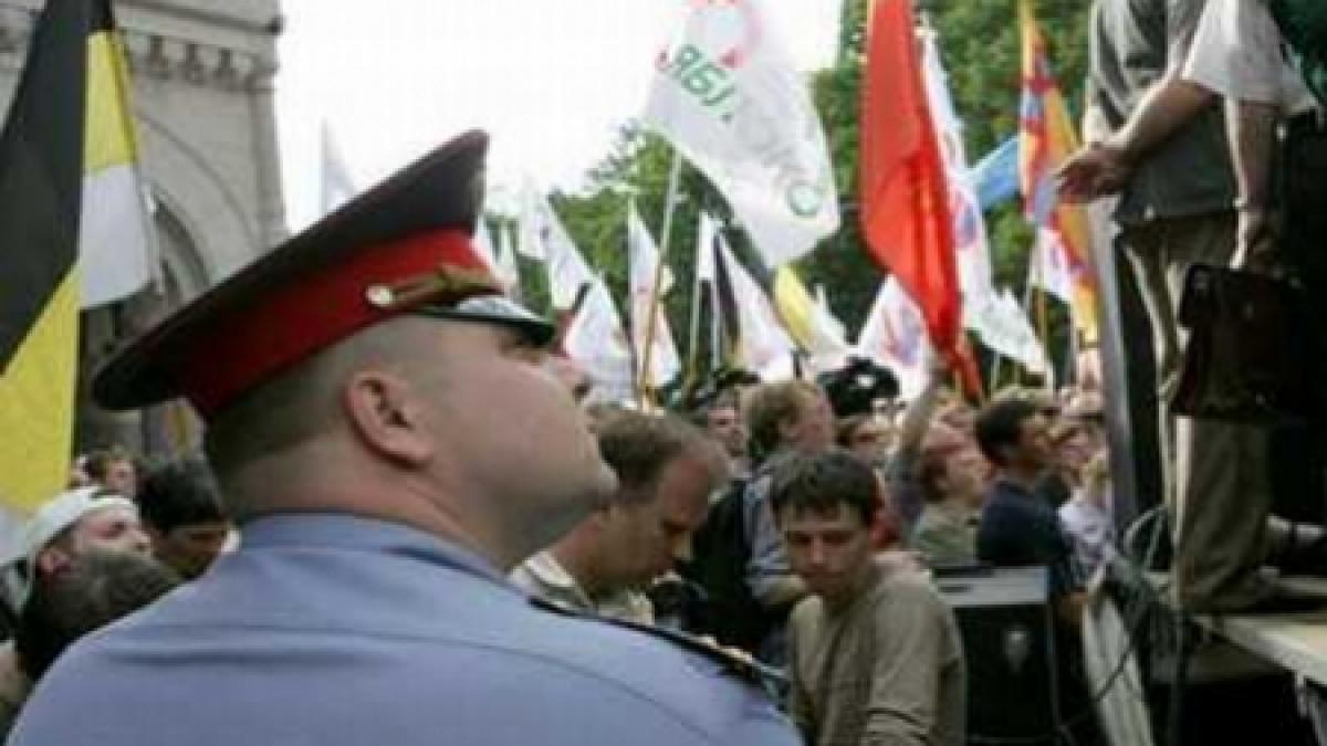 Rusia. Aproximativ 300 de manifestanţi cer demisia lui Vladimir Putin