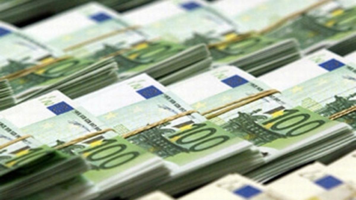 Consiliul Concurenţei a amendat CECAR cu aproape un milion de euro pentru fixarea tarifelor contabile