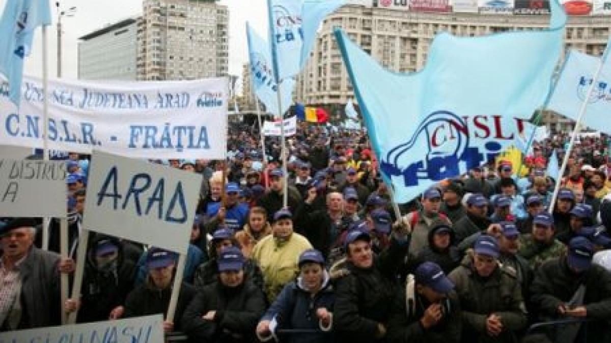 Liderul CNSLR-Frăţia: Bugetarii să oprească lucrul în semn de solidaritate cu protestatarii