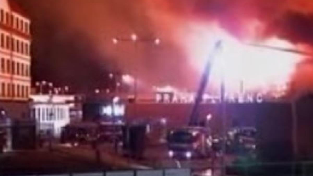 Nouă morţi în urma unui incendiu din centrul capitalei cehe