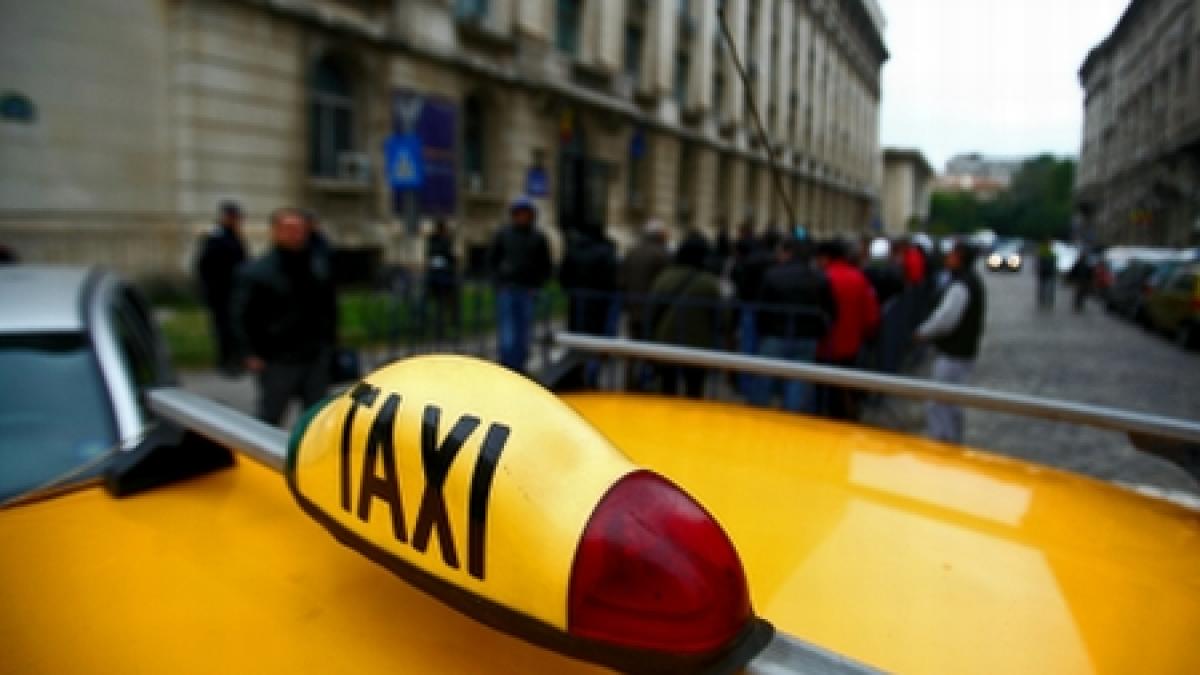 Acces liber pentru taxiuri la Aeroportul din Otopeni, începând cu 15 noiembrie