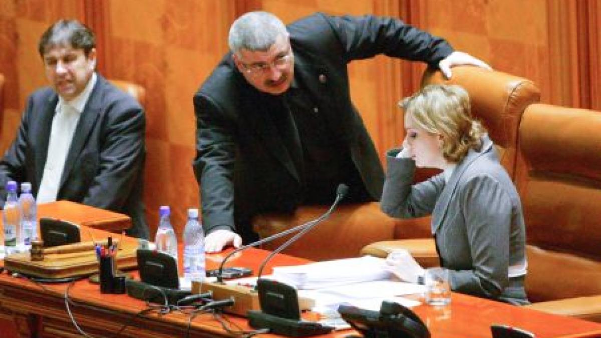 Desfiinţarea TVR3 şi TVR Info, aprobată tacit în Camera Deputaţilor, la iniţiativa lui Silviu Prigoană