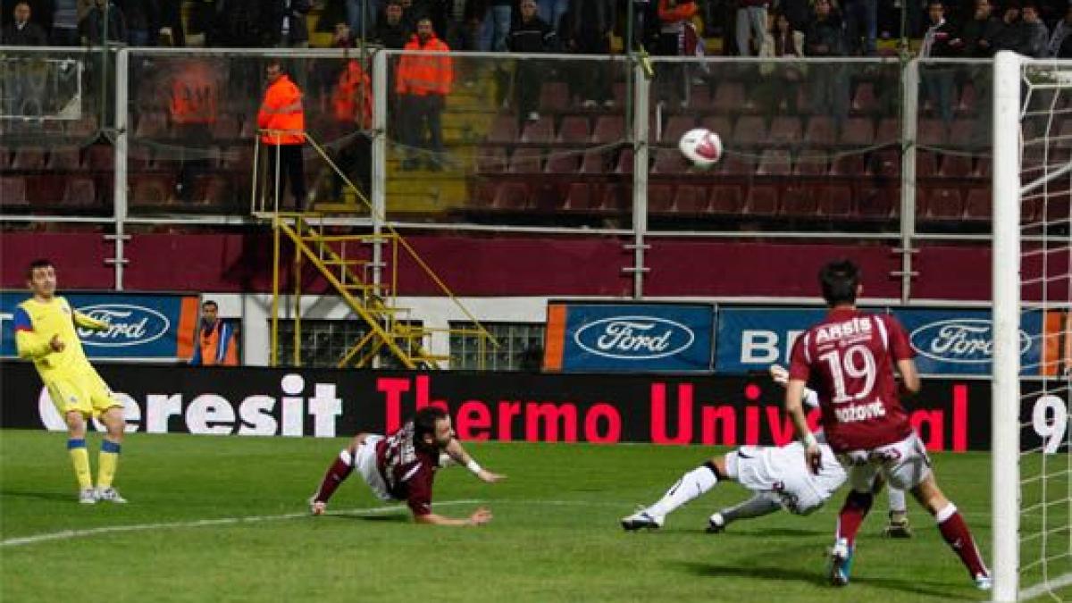 Arbitrul de la Rapid - Steaua: Aveam ruleta la mine, dar nimeni nu s-a plâns de porţi