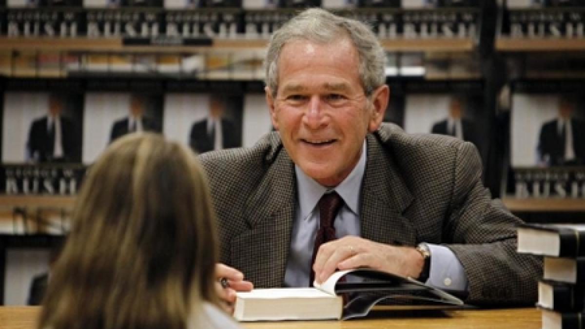 George W. Bush şi-a publicat memoriile: Recunoaşte că a ordonat torturarea liderilor Al Qaeda