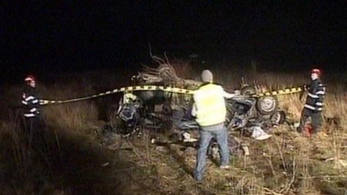 Doi bulgari au murit, iar cinci au fost răniţi, după un grav accident pe DN2