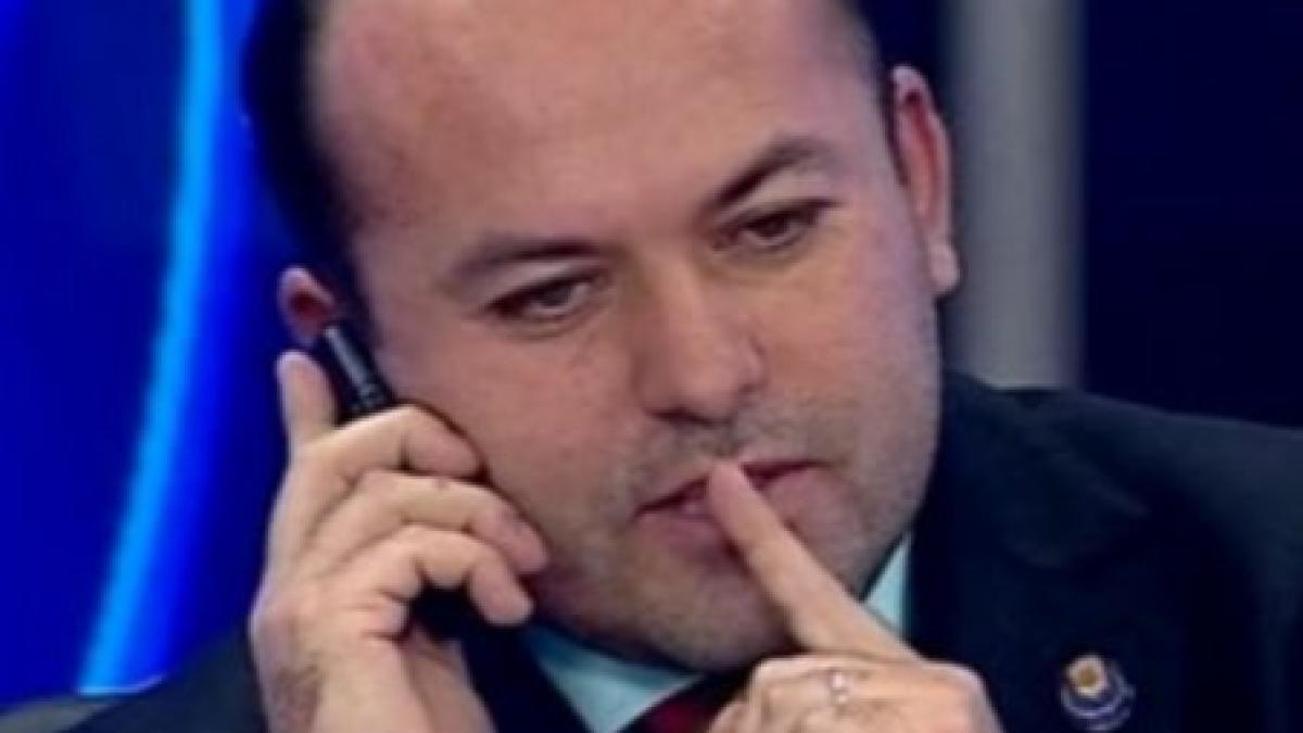 Deputatul PDL Alin Popoviciu a vorbit la telefon în direct, în timpul emisiunii &quot;La Ordinea Zilei&quot;