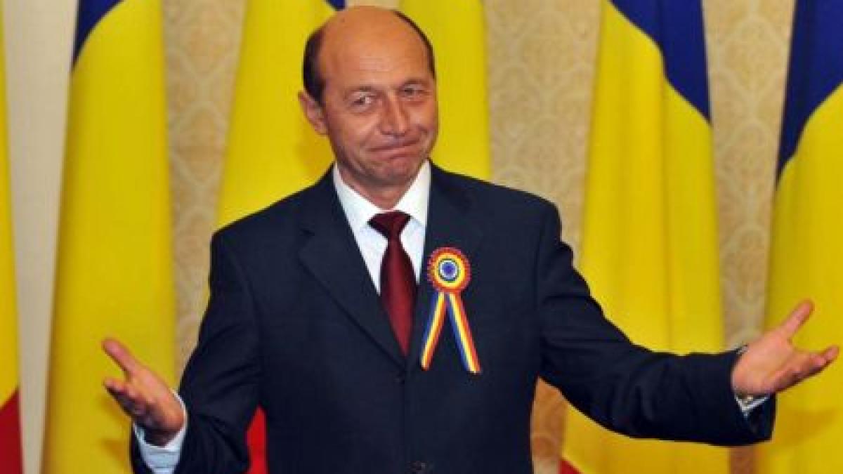 Preşedintele Traian Băsescu nu participă la ceremoniile de 1 Decembrie: Se află la summitul OSCE