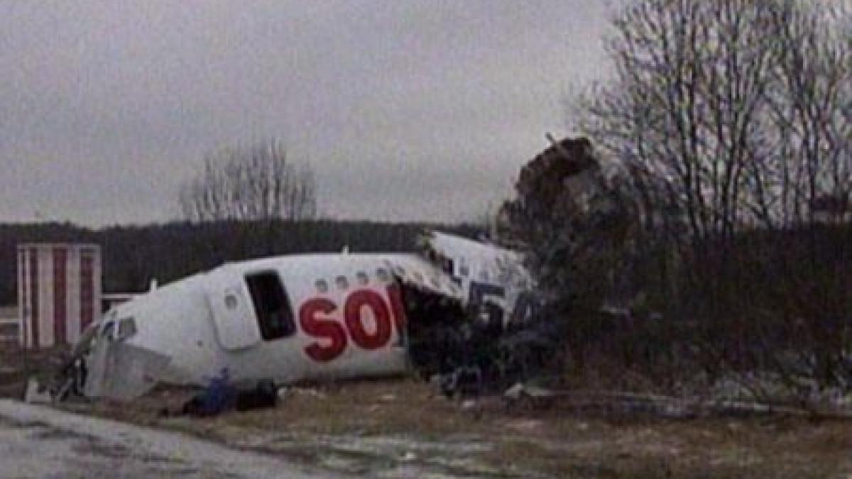 Aeronava Tupolev prăbuşită sâmbătă &quot;făcea zgomote ciudate&quot;  şi avea probleme grave de funcţionare