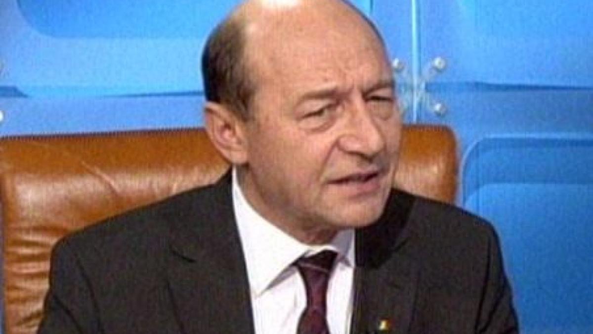 Băsescu: Soluţia Guvernului privind indemnizaţia împacă toate opţiunile 