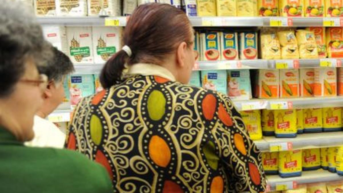 Alimentele, în continuă scumpire: Preţul cartofilor a crescut cu 10%. Ouăle costă cu 8% mai mult