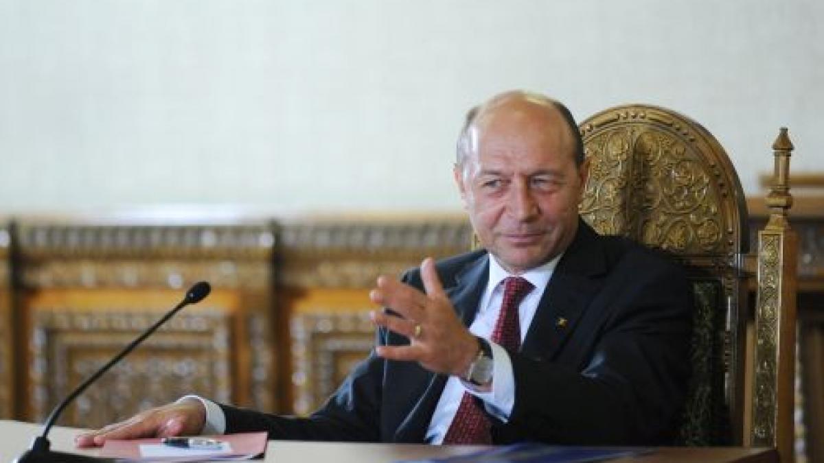 Băsescu: Cei din justiţie se cred Dumnezei. Oricât s-ar supăra doamna cu soţul arestat, Costiniu