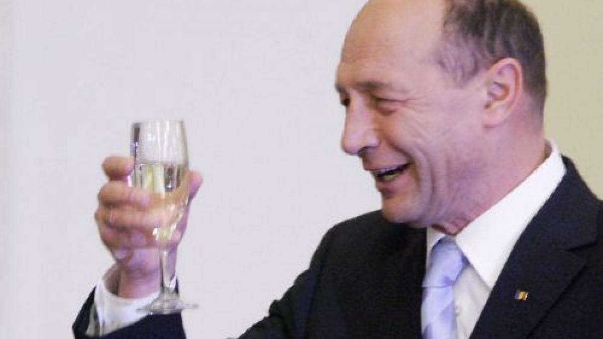 Dorinţele lui Băsescu pentru 2011: Linişte pentru el, tărie pentru români