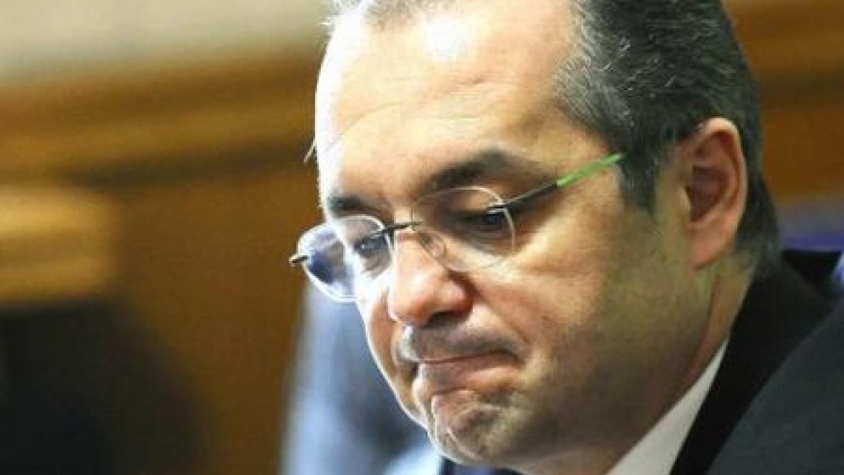 Boc: Nu înţeleg această plăcere sadică a Opoziţiei de a face rău României