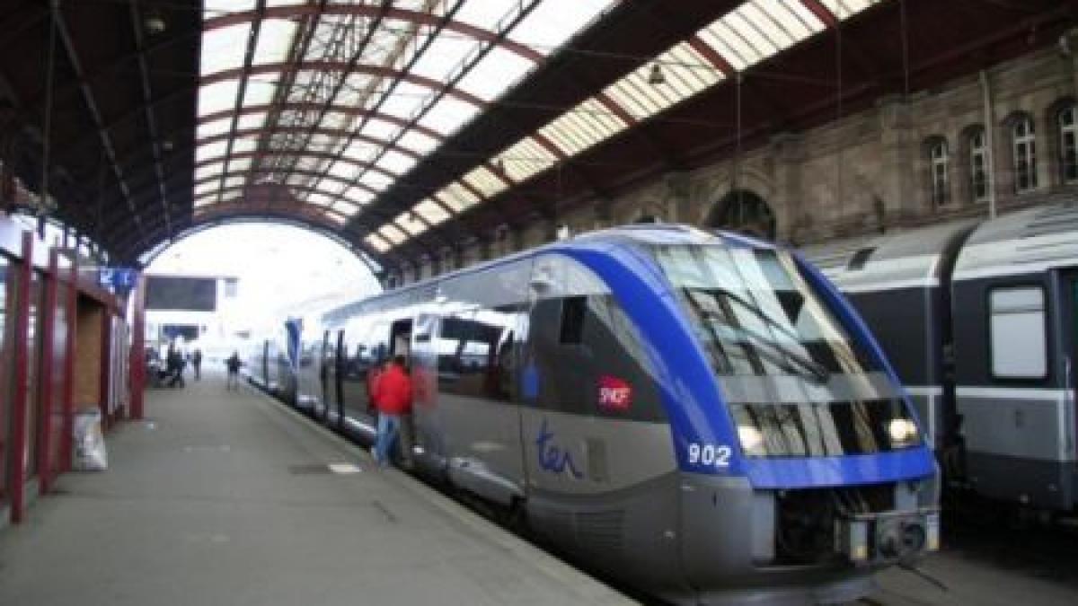 Călătorie de coşmar: Un tren a ajuns la destinaţie în 24 de ore, deşi trebuia să facă 12 ore