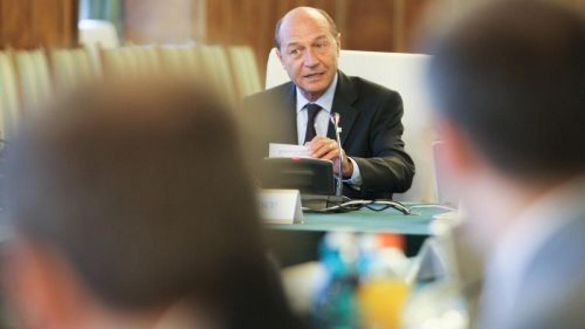 Băsescu: România trebuie să aibă un acord precautionary cu FMI