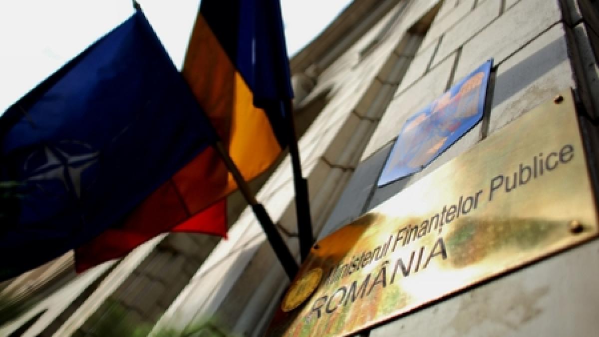 România, unul dintre statele cu cea mai bună evoluţie a riscului datoriilor din lume