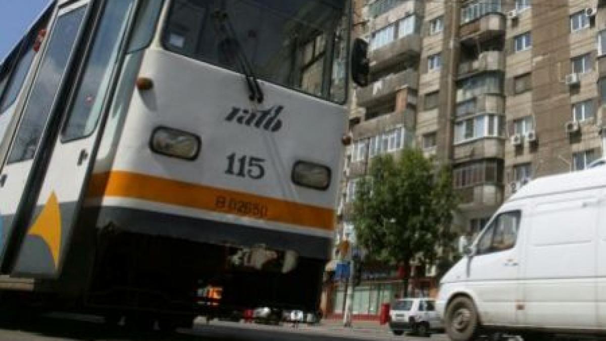 Un accident rutier a provocat blocarea liniei de tramvai 47, în zona Ghencea din Capitală