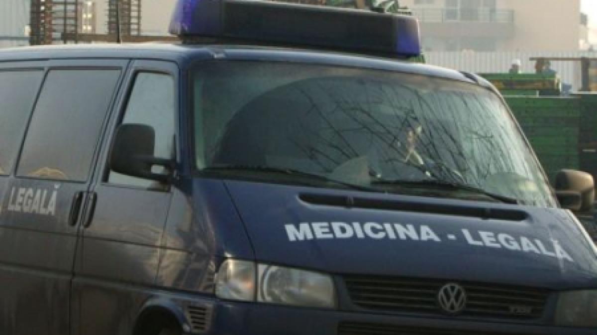 Militar din Bârlad, găsit mort în baie. Cauzele decesului, neelucidate