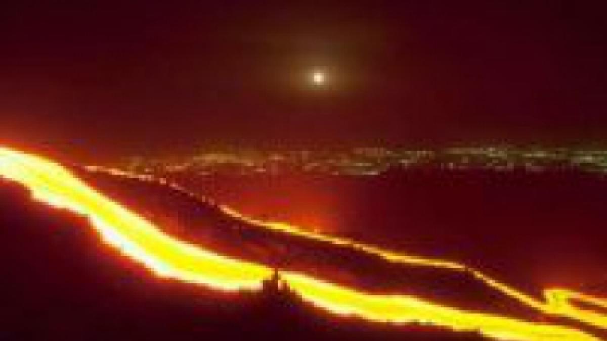 Vulcanul Etna a erupt pentru prima oară anul acesta