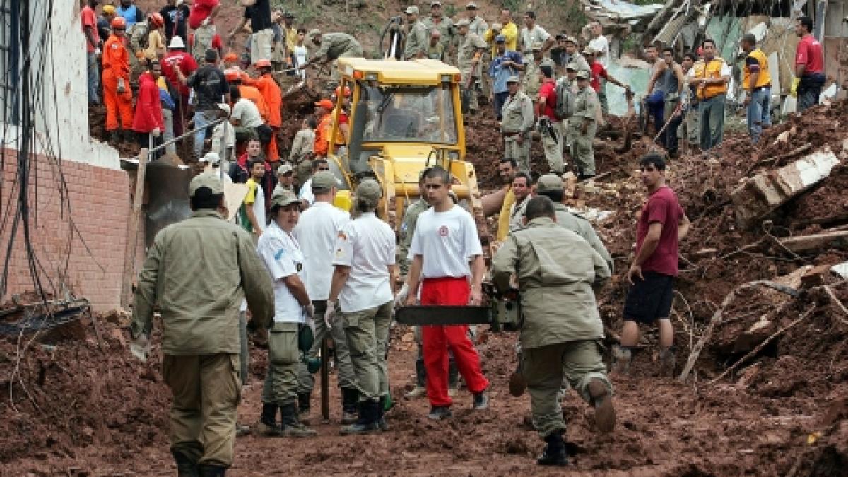 Australia şi Brazilia, devastate de inundaţii: Cea mai mare catastrofă din istoria brazilienilor