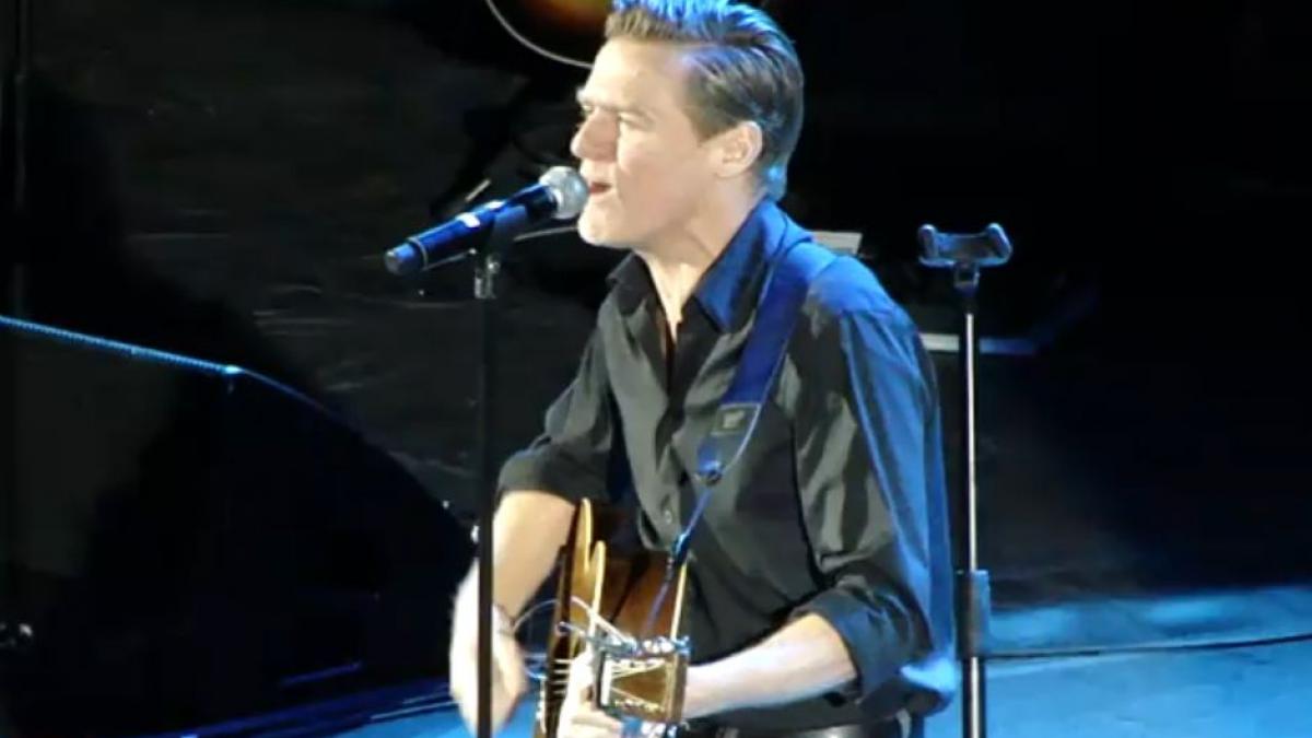 Concert caritabil la Londra: Bryan Adams a cântat cu o femeie care s-a vindecat de cancer