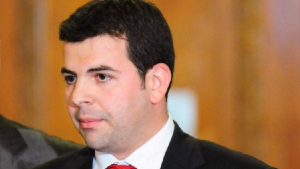 Daniel Constantin: UDMR are uşa deschisă acum pentru a se alătura opoziţiei, nu şi în 2012