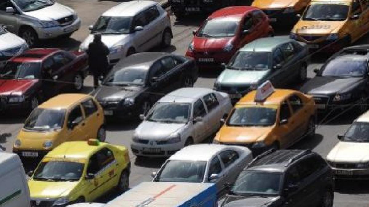 Guvernul majorează taxa auto pentru maşinile uzate. Ar putea fi dublă sau chiar triplă