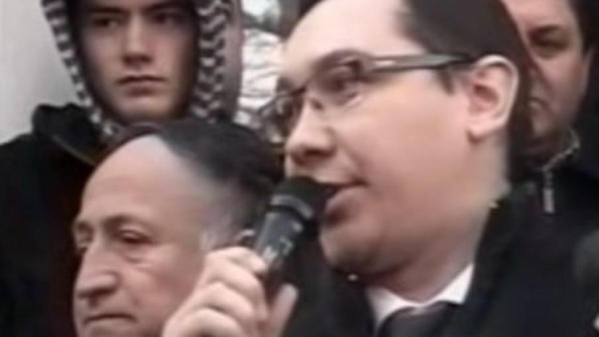 Ponta, în timpul pichetului din Piteşti: Să nu va fie frică de PDL şi Traian Băsescu