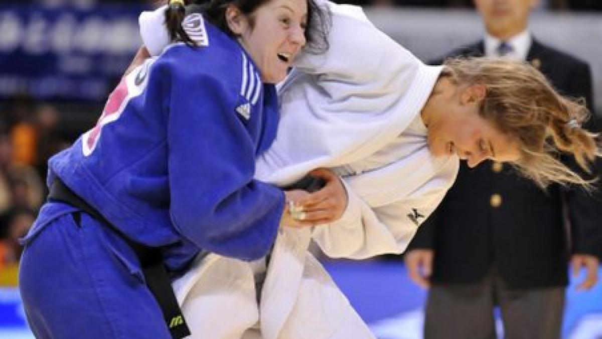 Corina Căprioriu, medalie de bronz la competiţia de judo Grand Slam Paris