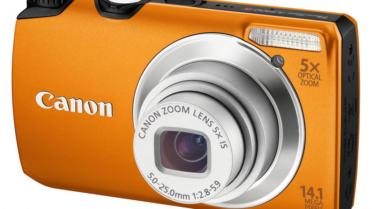 Canon anunţă noi camere foto din seria PowerShot: A3300 IS şi A3200 IS