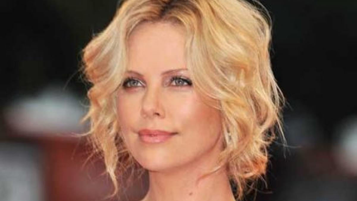 Charlize Theron va juca în filmul SF &quot;Prometheus&quot;, de Ridley Scott