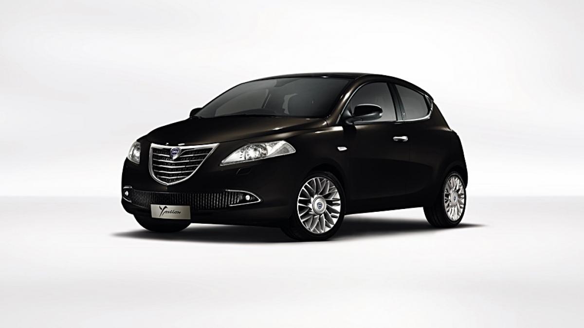 Lancia Ypsilon cu cinci uşi, prezentată înaintea debutului de la Geneva