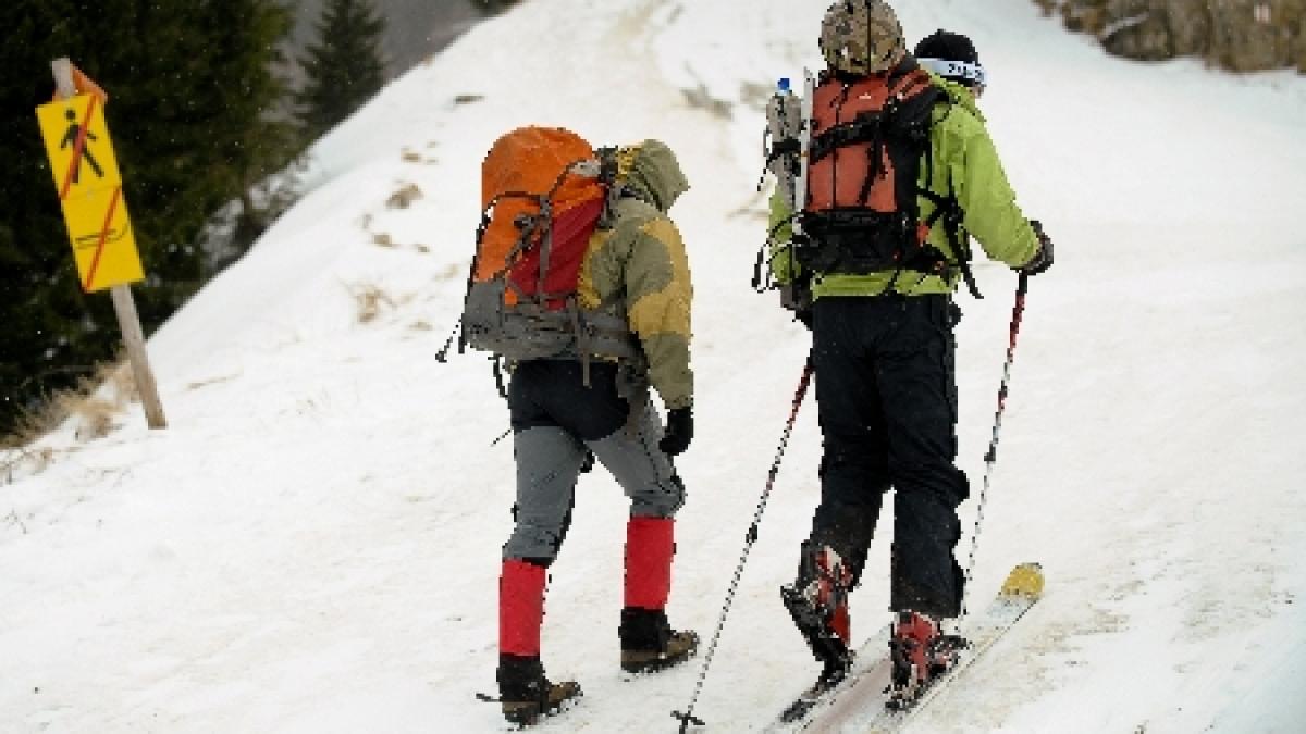 Avertizări de avalanşe pentru turiştii din Retezat, Parâng şi Vâlcan